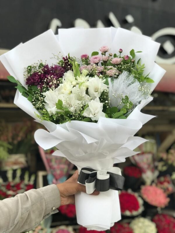 Pearl Whisper Bouquet