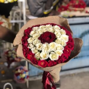 Heart of Roses – Signature Love Bouquet