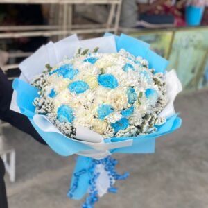 Blue White Roses with Chrysanthemum