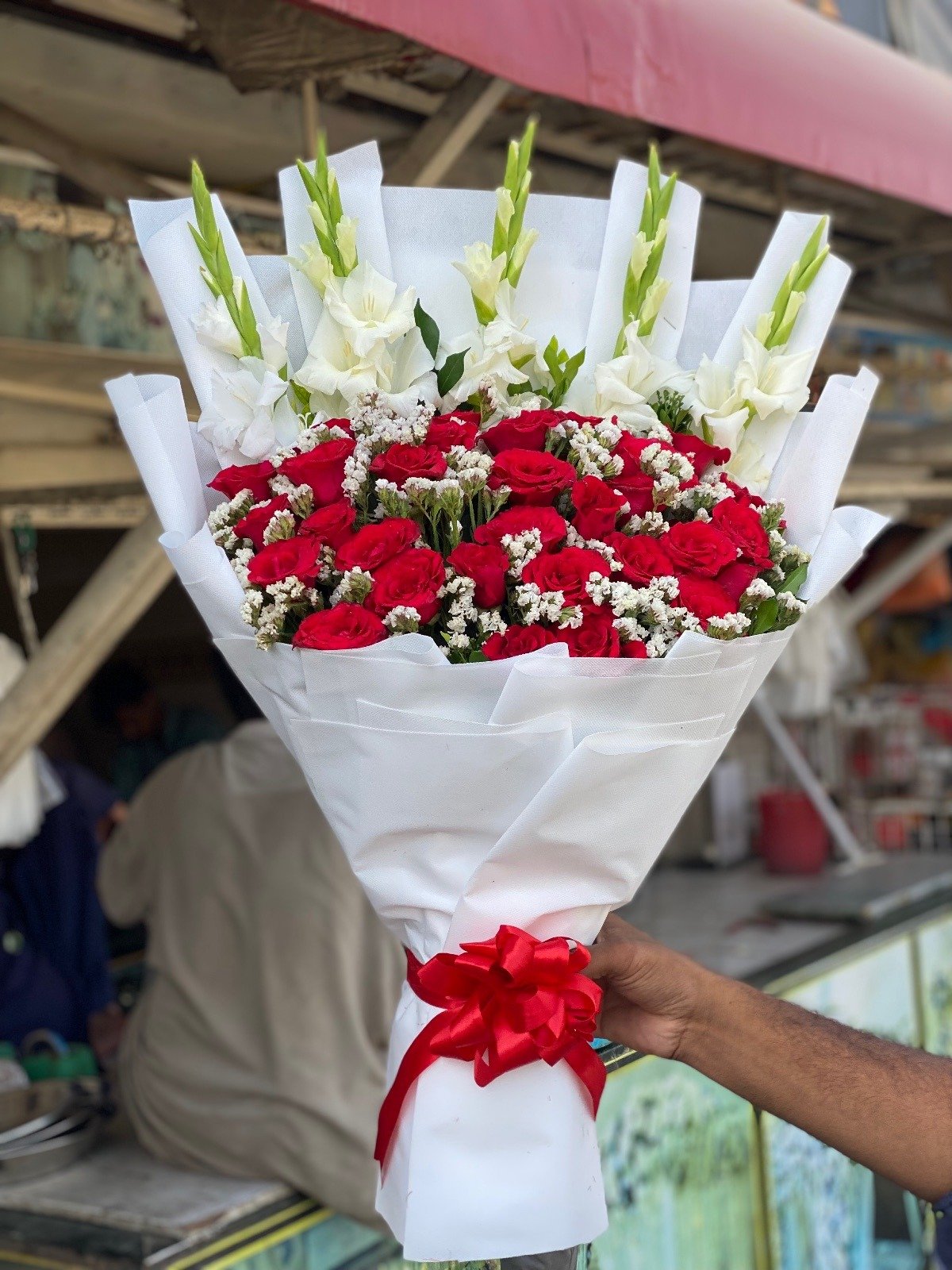Red Roses with Glades