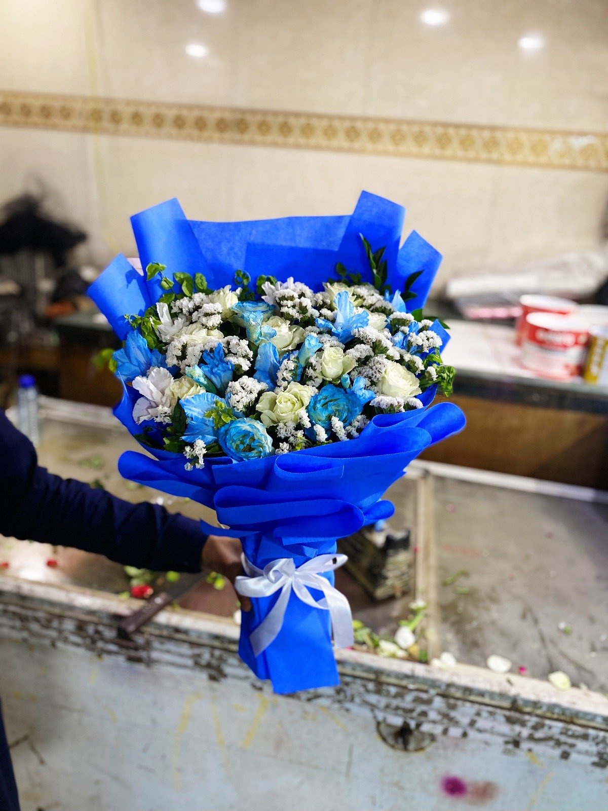White Blue Roses Bouquet